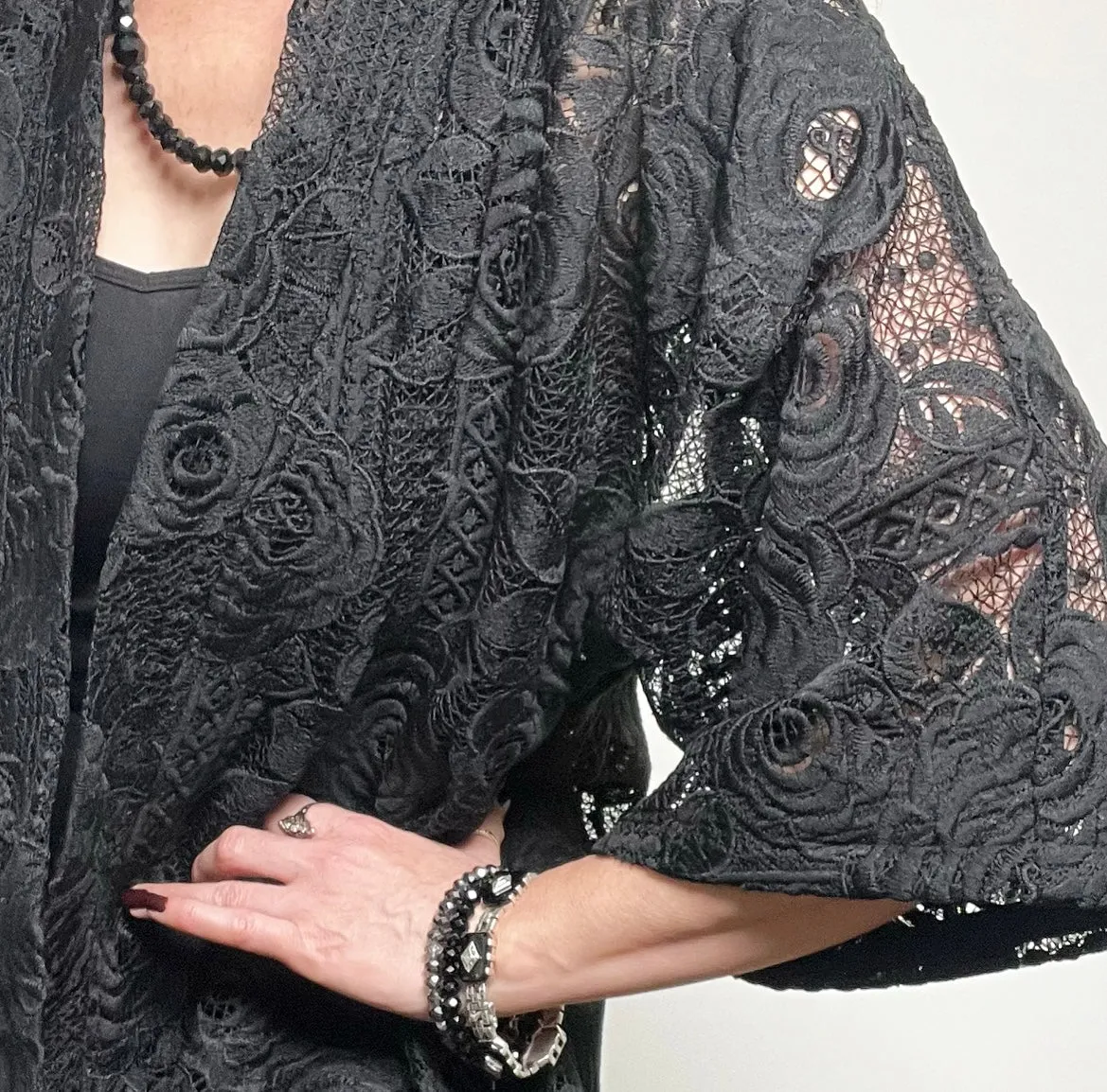 Audrey Swing Coat - Luxe black lace - Limited edition