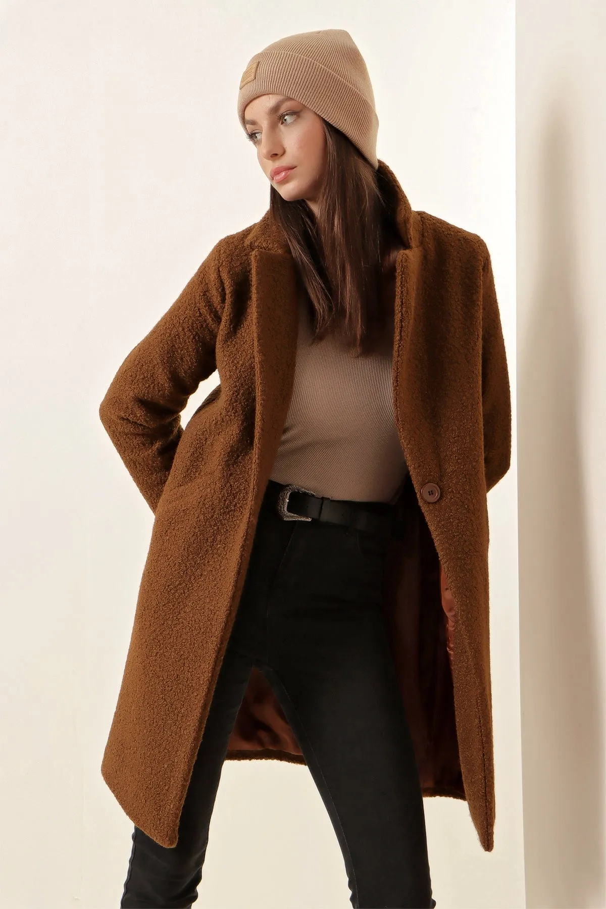 BGD Women Oversized Coat - Brown - Avondale