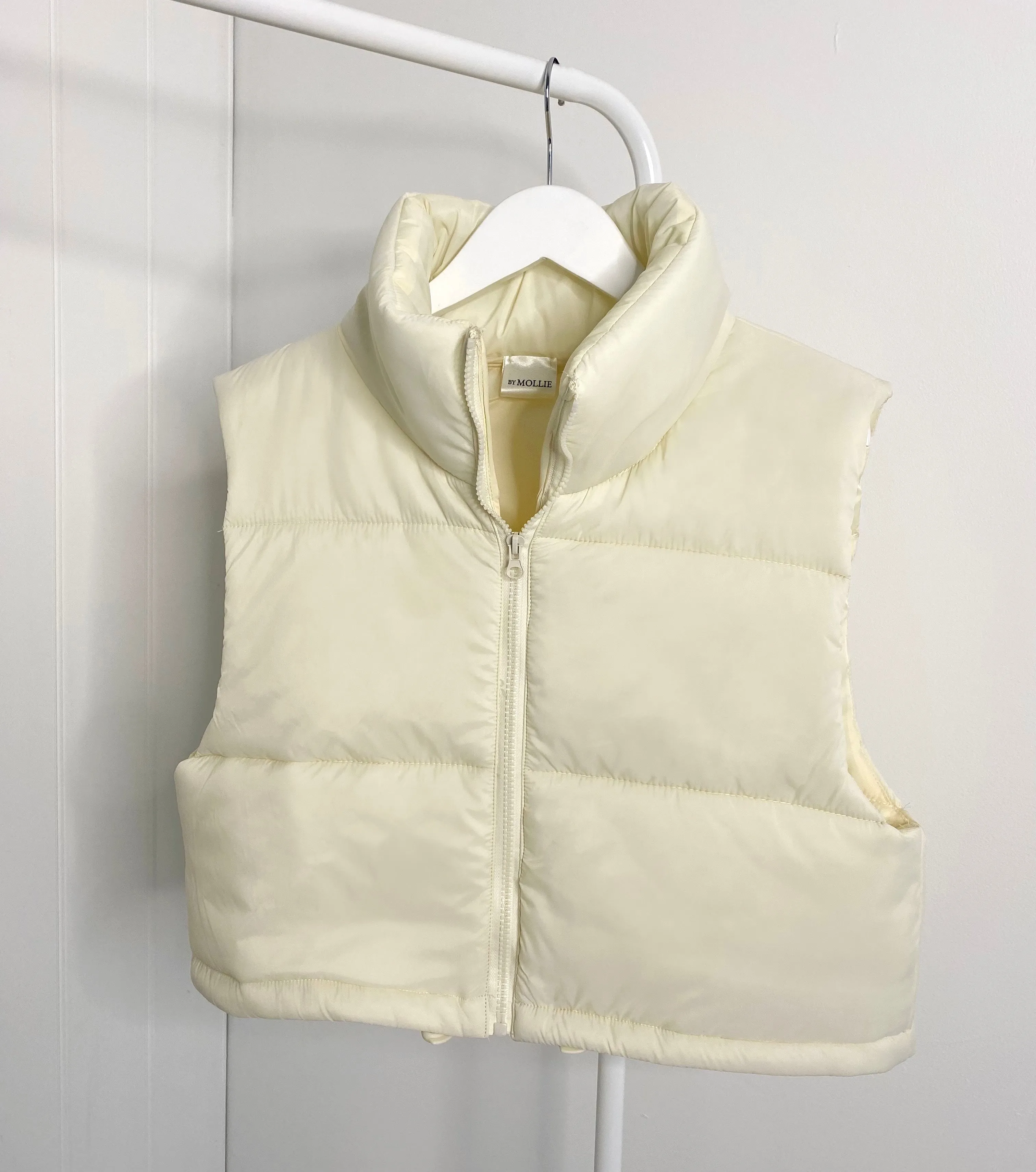 CROPPED CREAM BODYWARMER