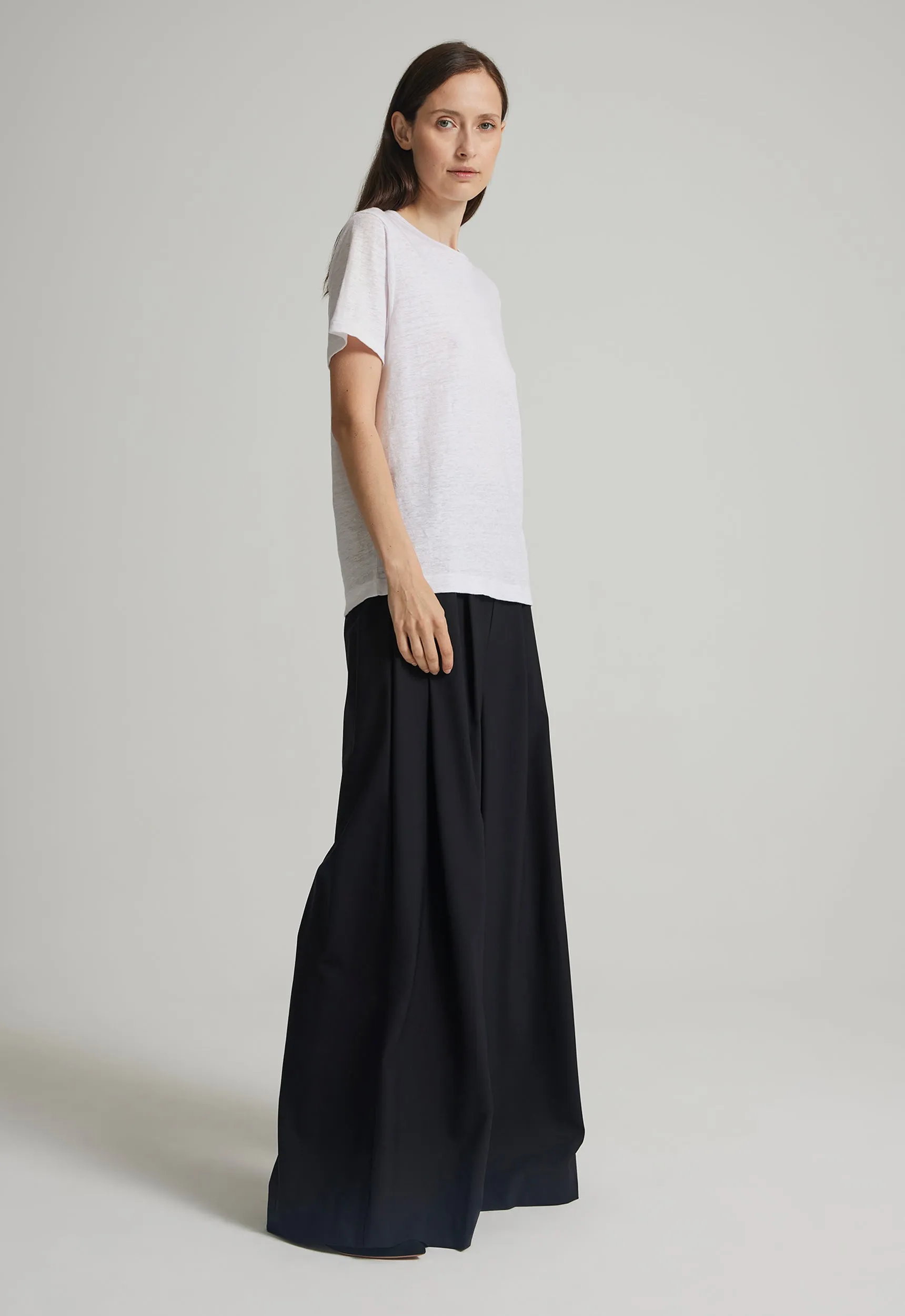 Joe Linen Tee in White