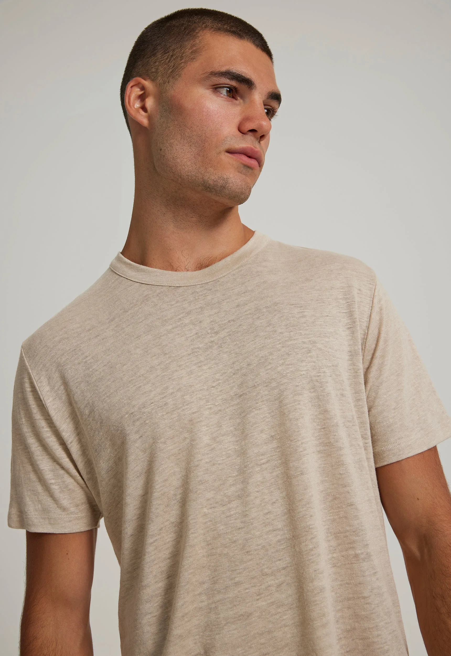 Line Linen Tee in Canas
