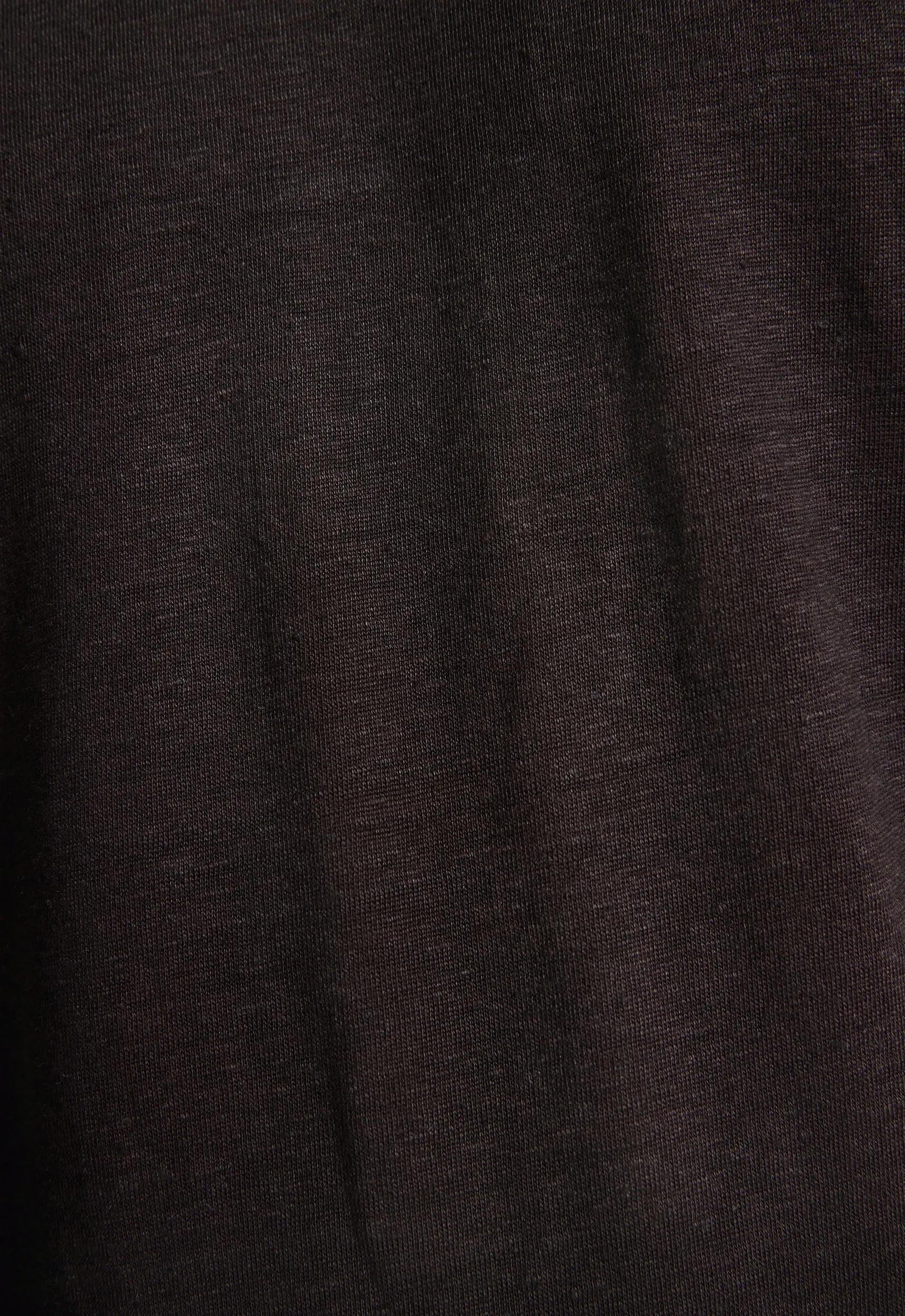 Line Linen Tee in Chocolate Pepper