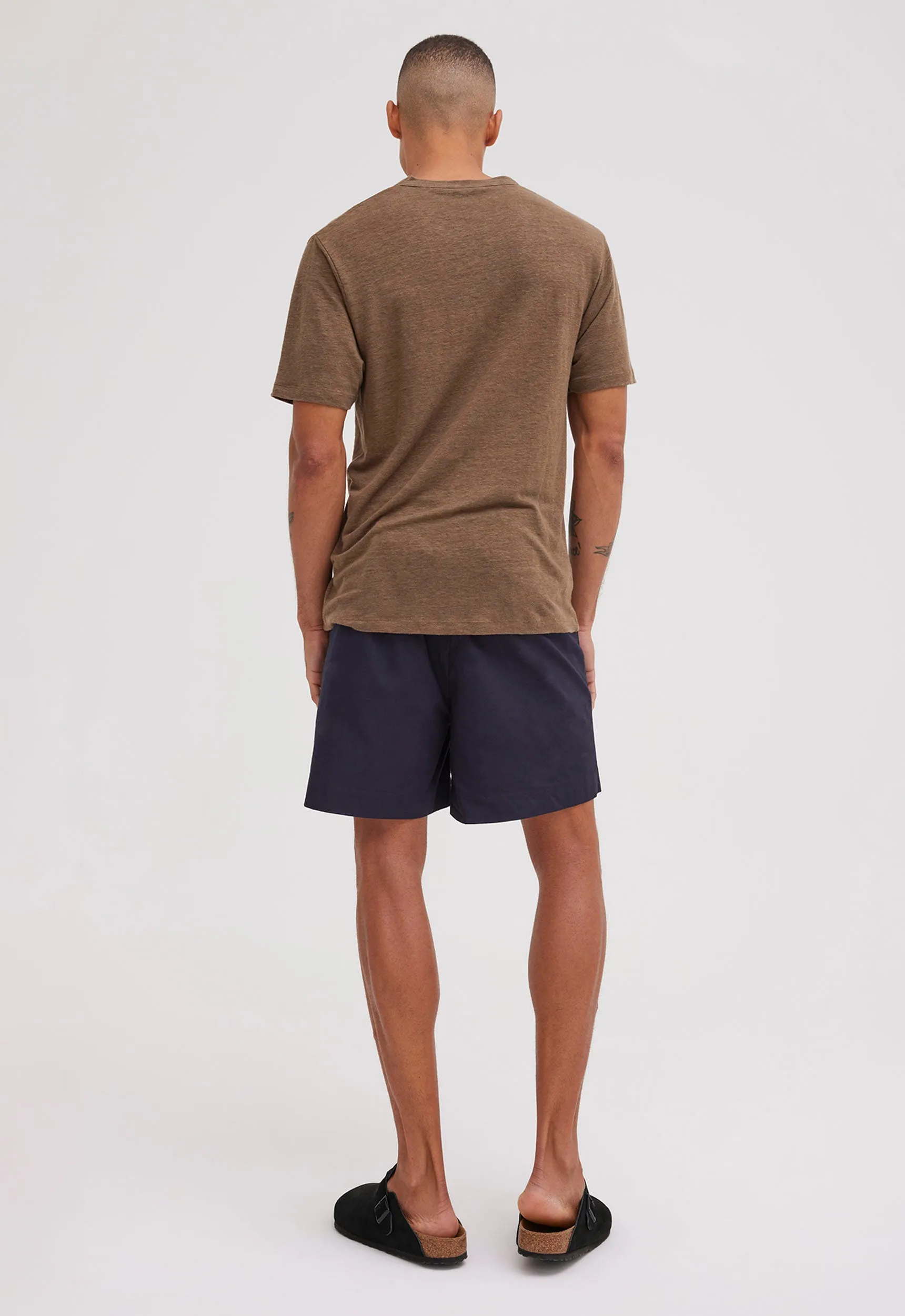 Line Linen Tee in Gento Green