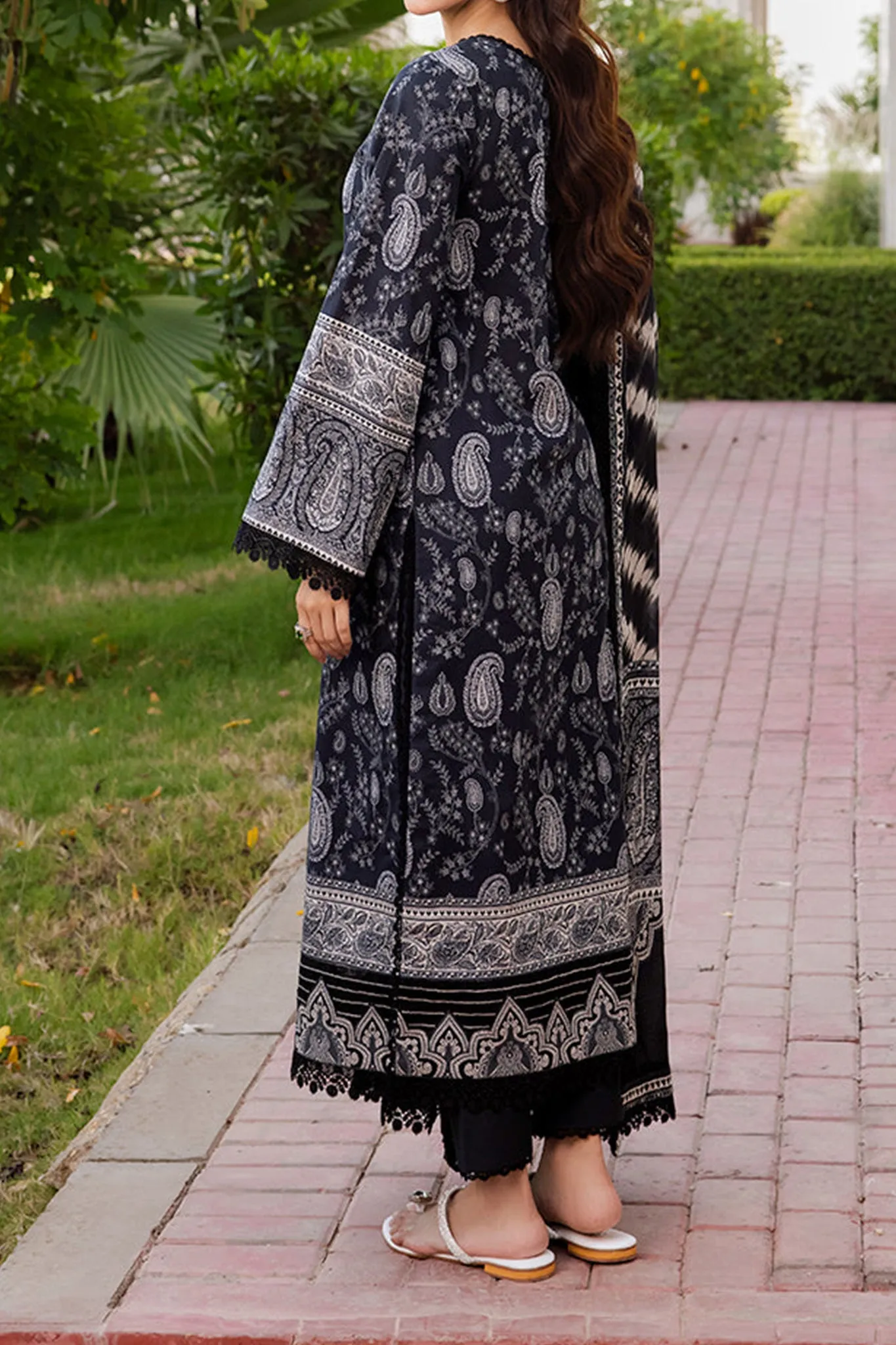 Monochrome By Asim Jofa Unstitched 3 Piece Digital Lawn Collection'2024-AJCM-09