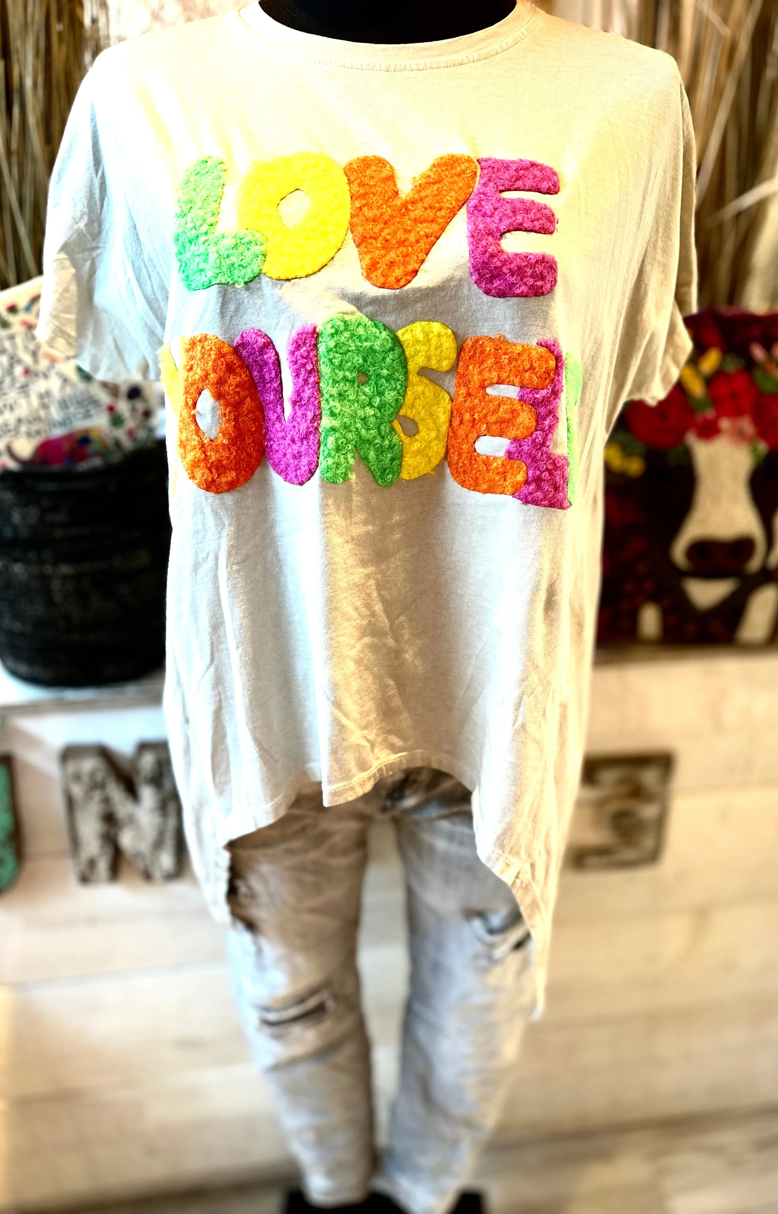 T-Shirt " Love Yourself "